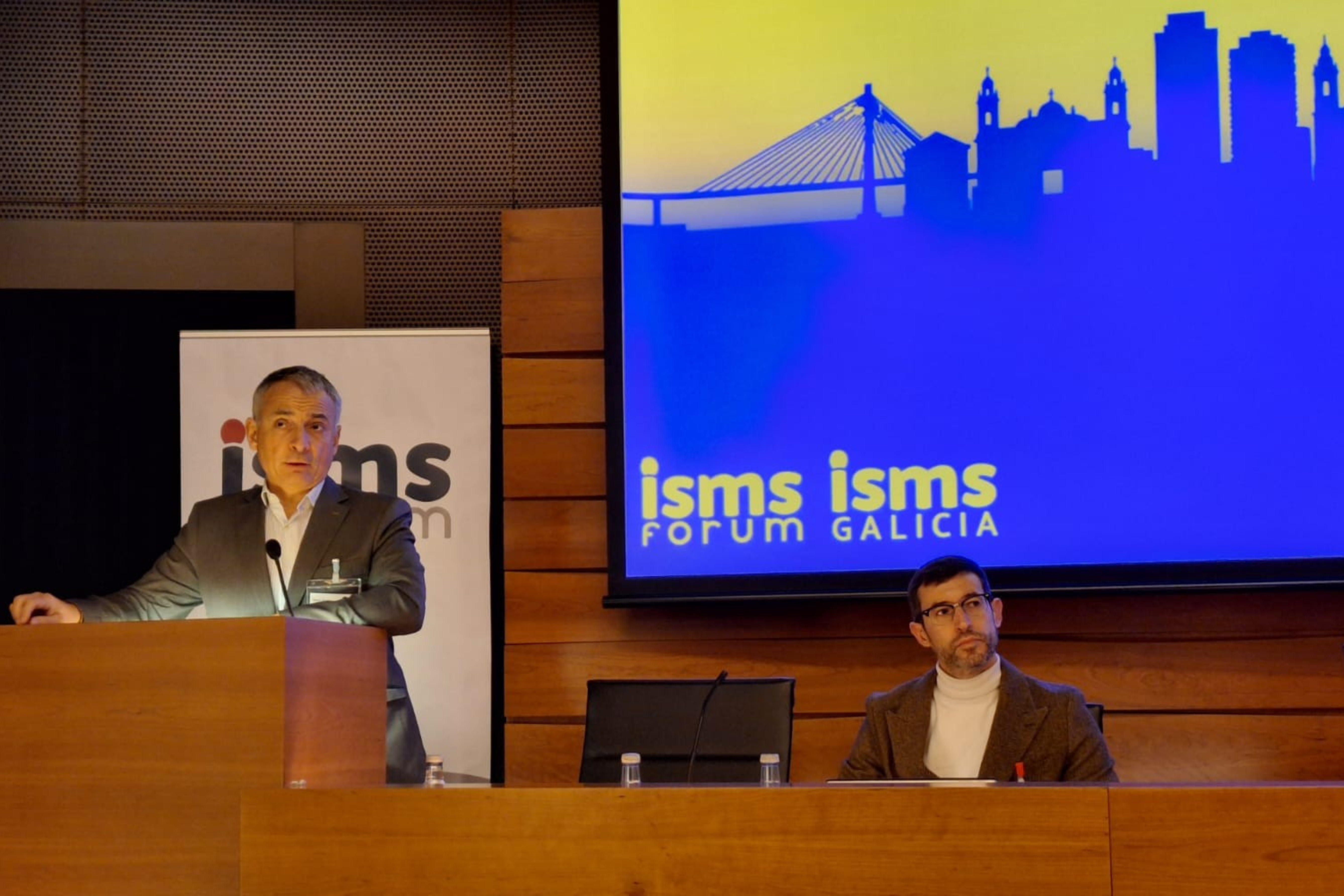 La gesti�n de la IA (78%) y el cumplimiento normativo (64%), principales preocupaciones de los CISOs en 2026 seg�n ISMS Forum