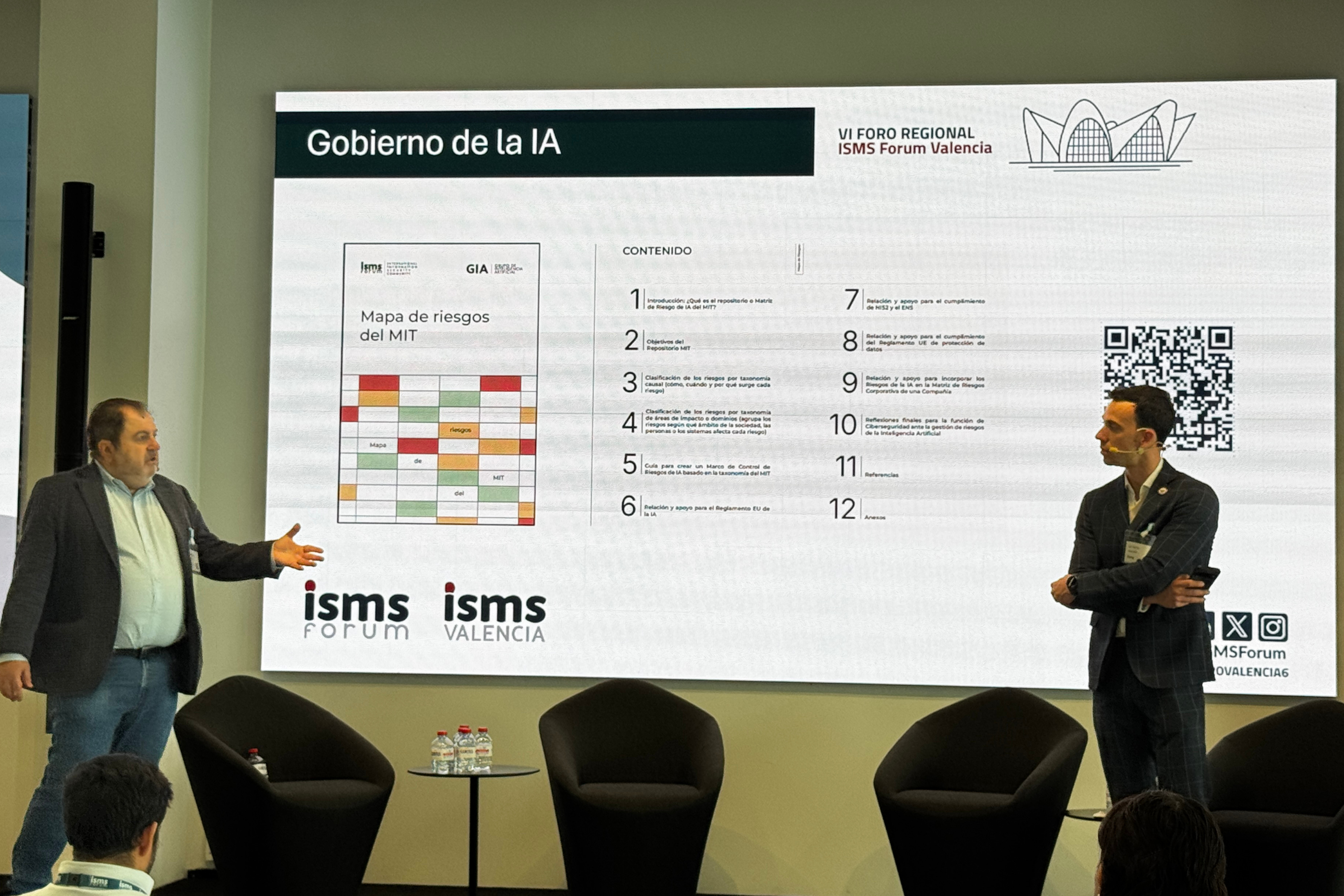 Valencia re�ne a profesionales de la ciberseguridad para reforzar su papel en el gobierno corporativo y la competitividad empresarial