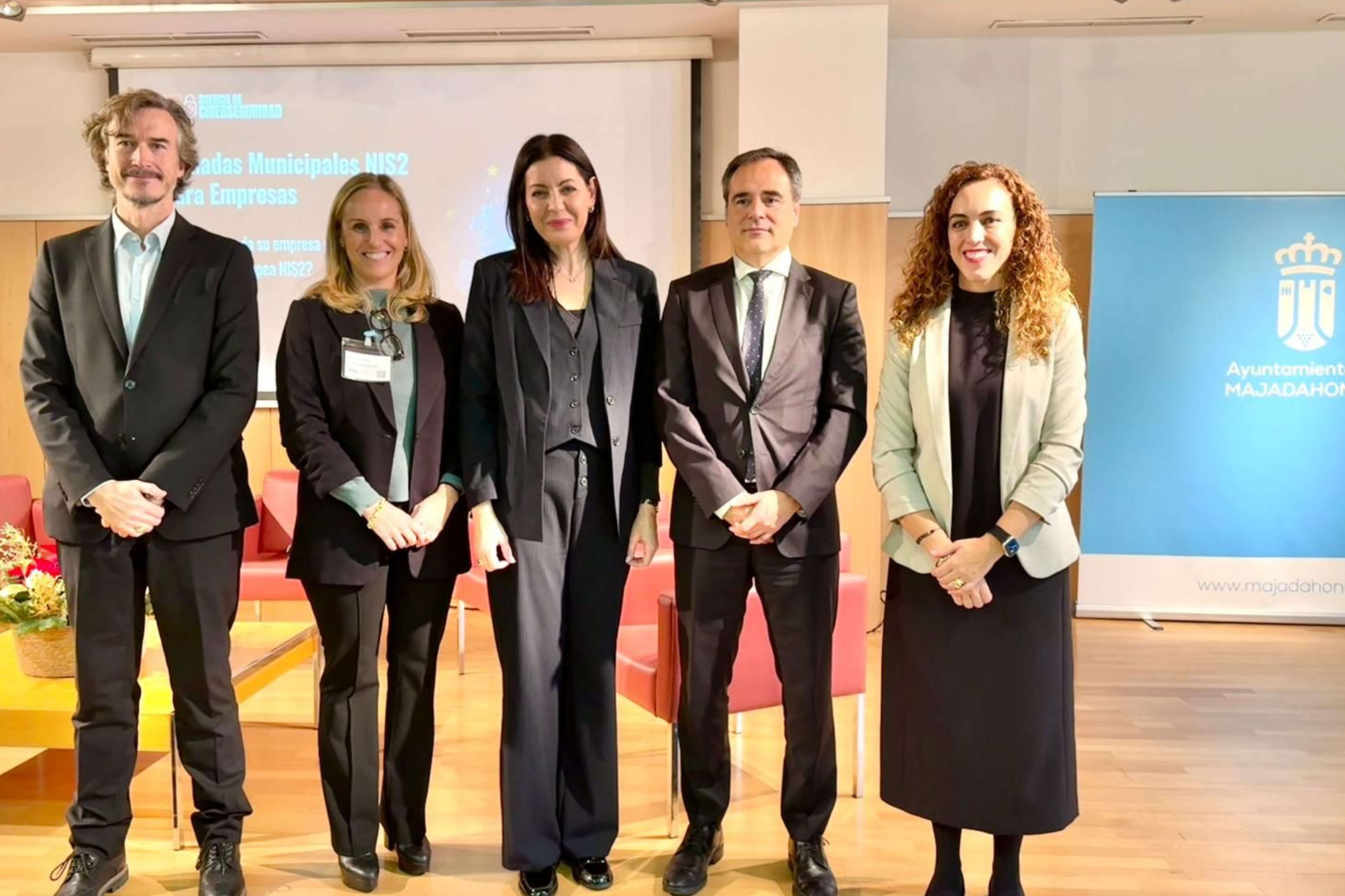 Comunidad de Madrid, Ayuntamiento de Majadahonda e ISMS Forum se unen para preparar a las empresas ante NIS2