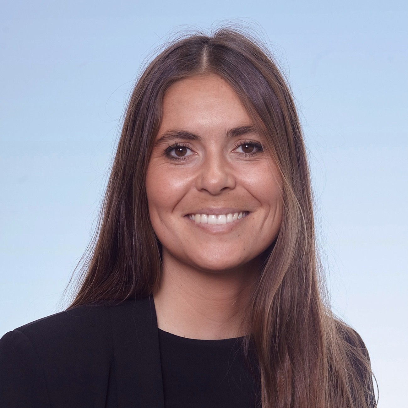 �NGELA MANCE�IDO