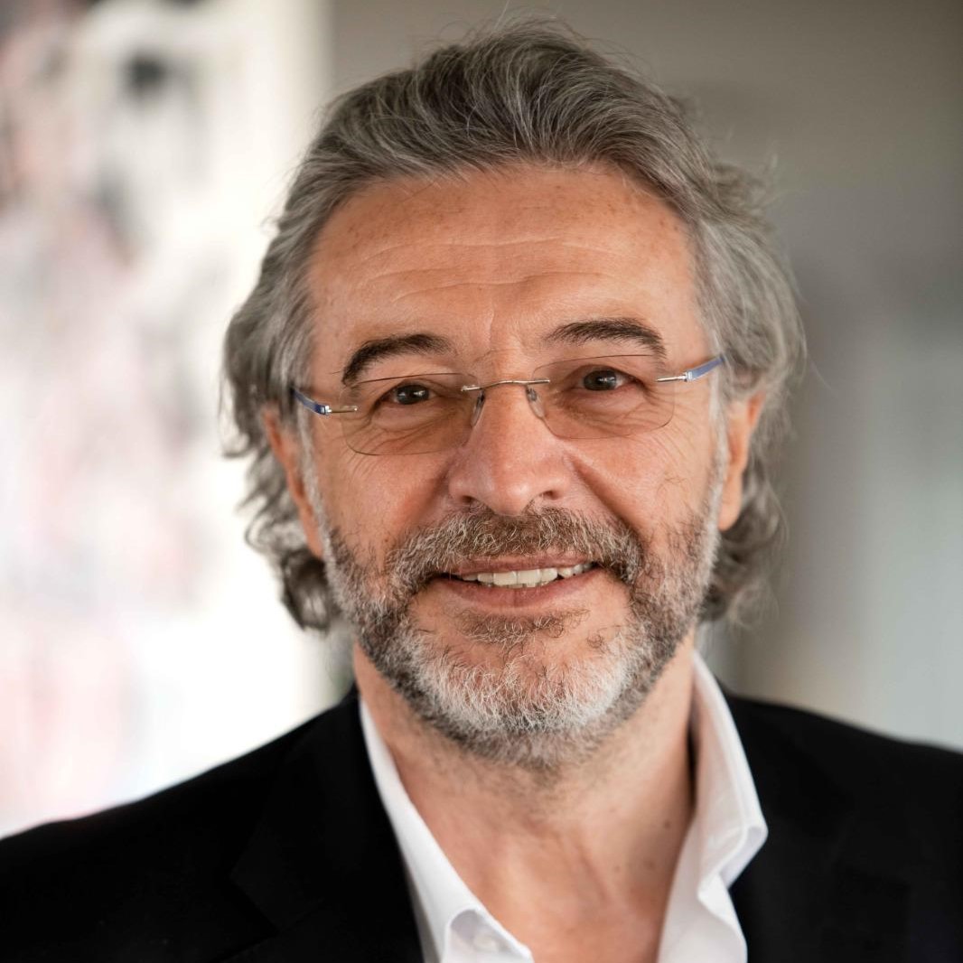 JUAN ANTONIO G�MEZ BULE 