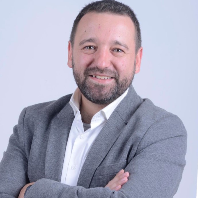CARLOS GONZALEZ