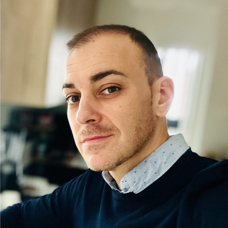 ALEJANDRO GONZLEZ 