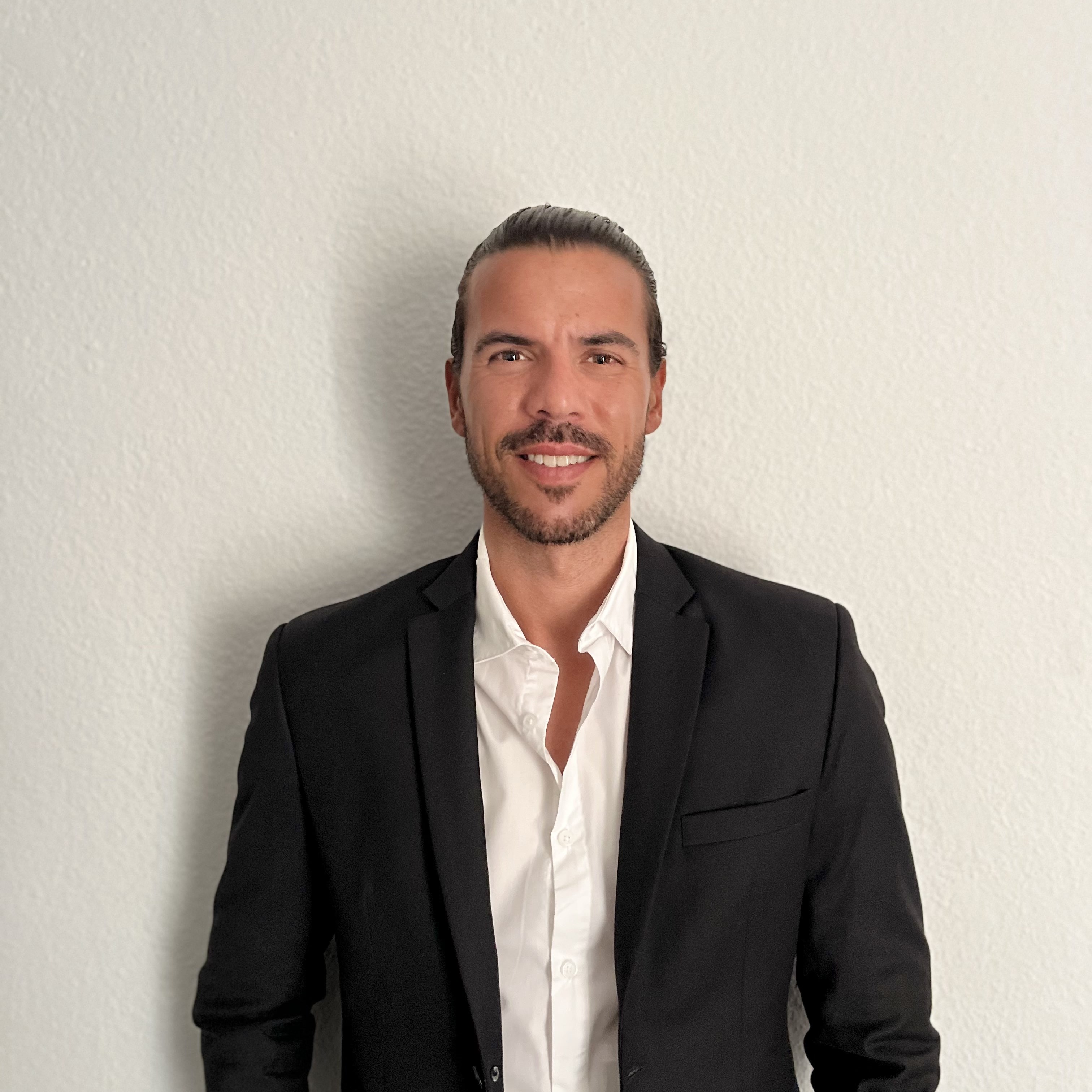 GABRIEL ALVAREZ 