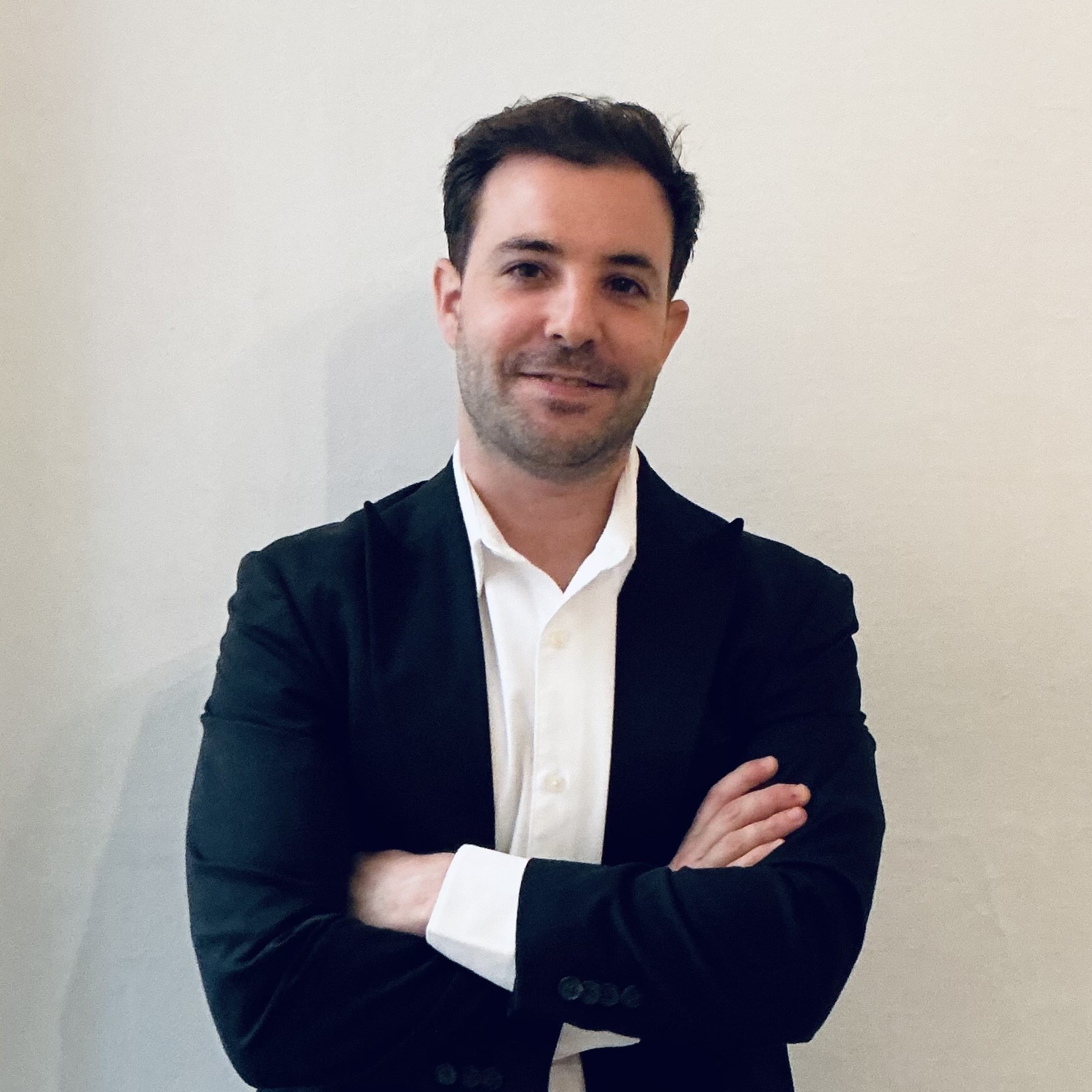 JUAN ANTONIO CALDER�N