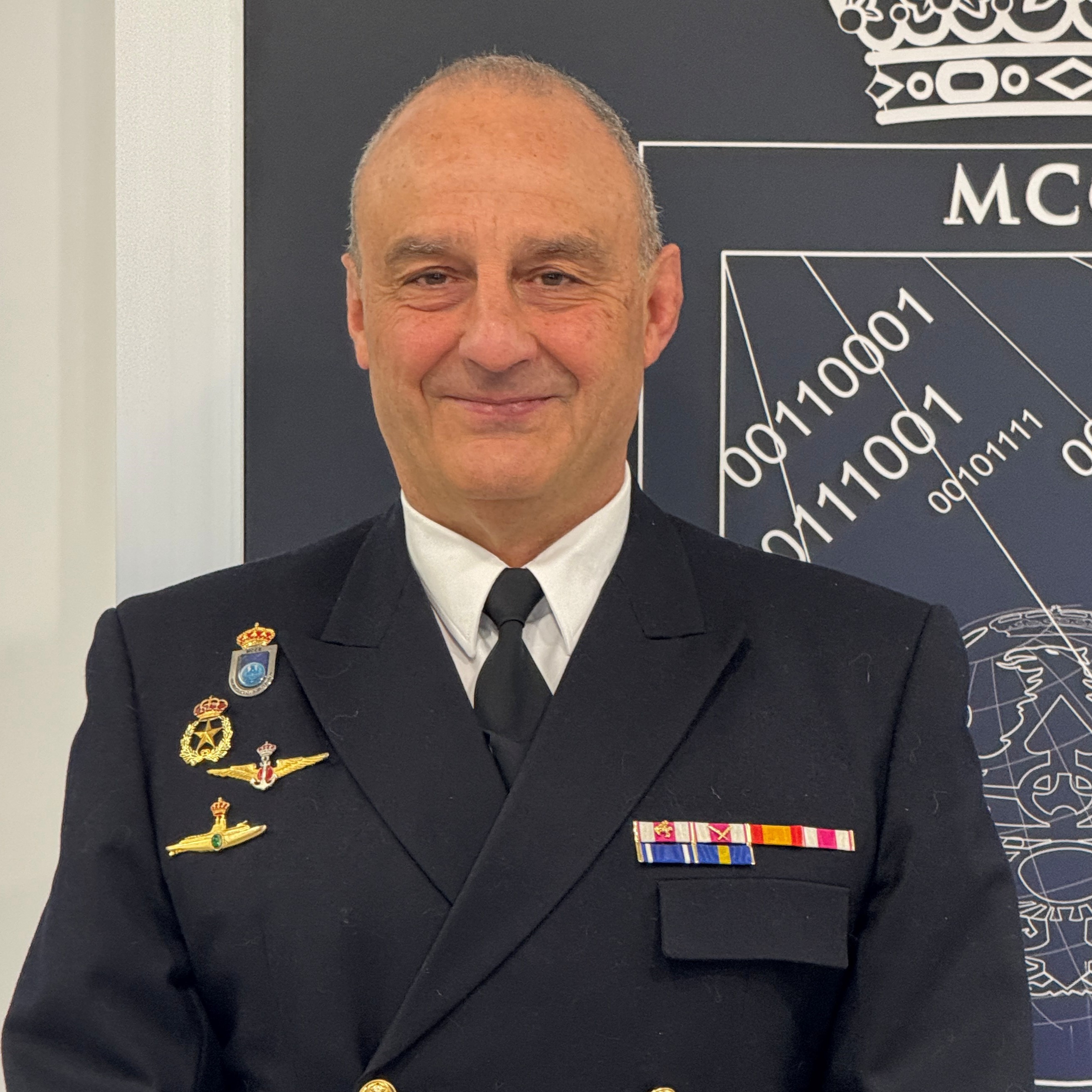 ENRIQUE P�REZ DE TENA