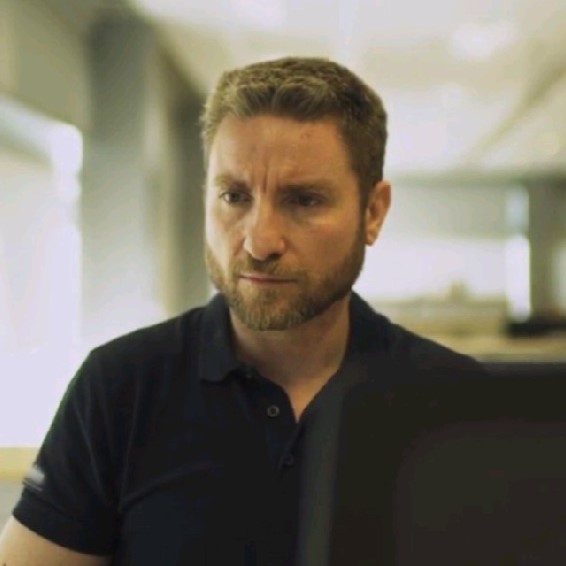 MIGUEL �NGEL DE CASTRO