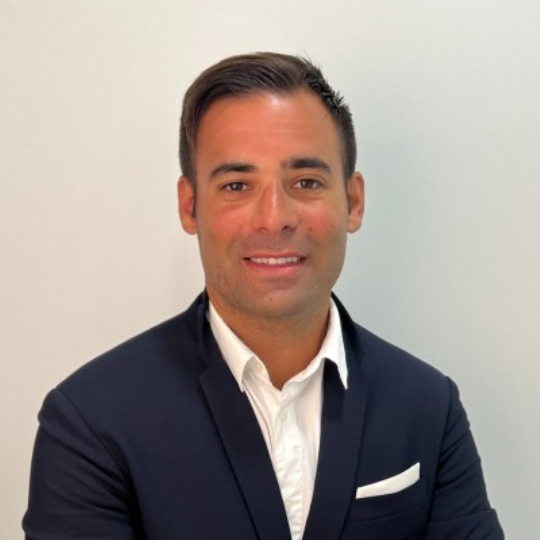 RICARDO ESCRIVA